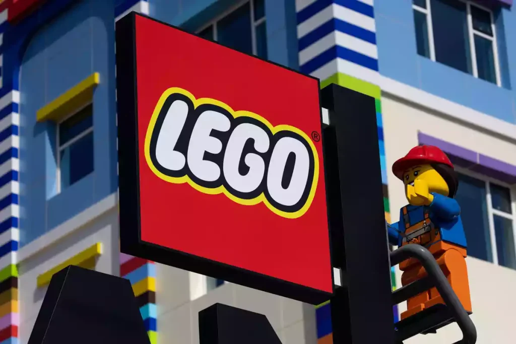 تاریخچه شرکت لگو Lego