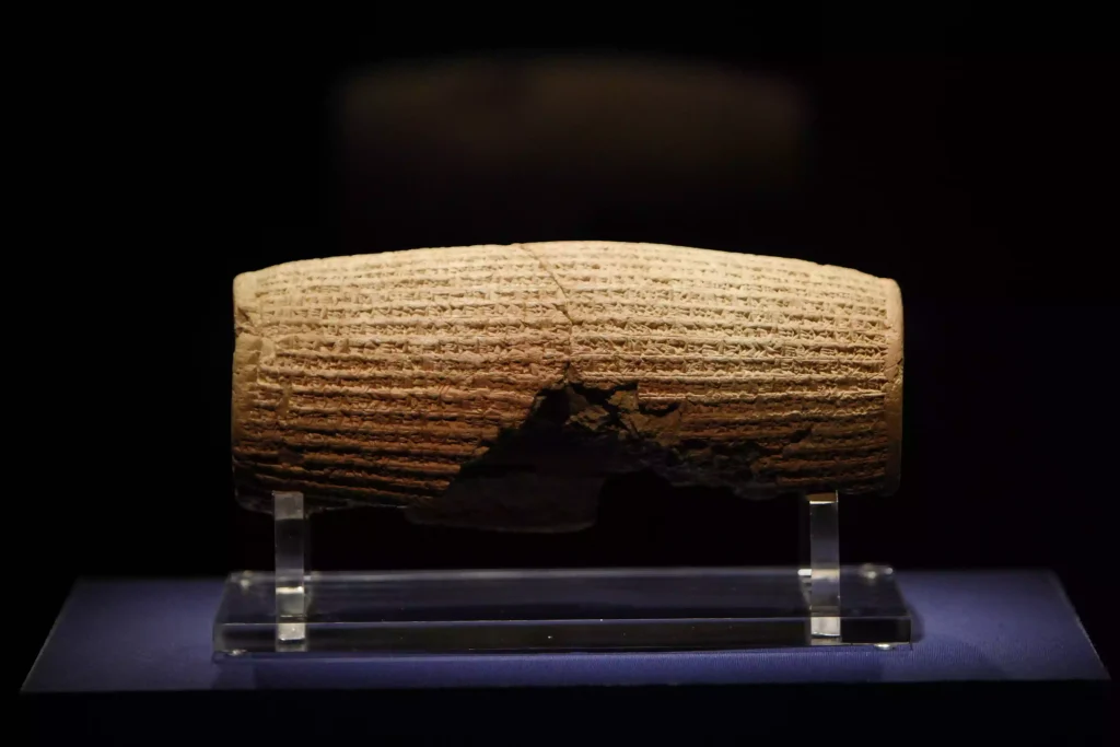 منشور کوروش