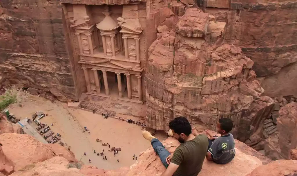 معبد گمشده در زیر محل فیلمبرداری ایندیانا جونز در پترا