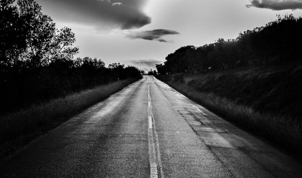 پرونده مرد مرموزی که مدام در صحنه‌های تصادف جاده‌ای در نبراسکا ظاهر می‌شود